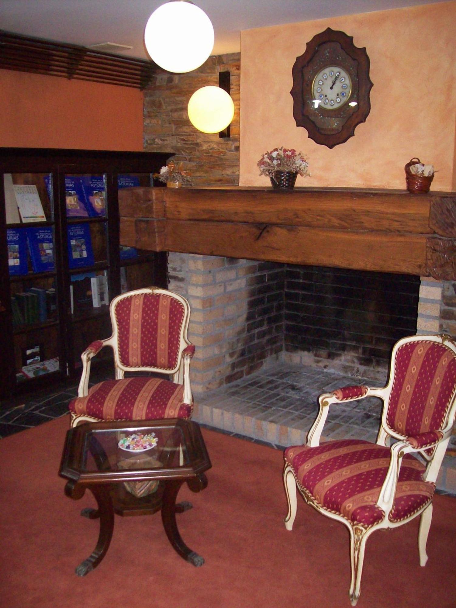 La Rectoral Hotel Taramundi Bagian luar foto