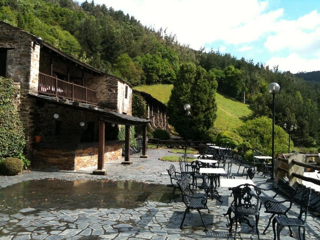 La Rectoral Hotel Taramundi Bagian luar foto